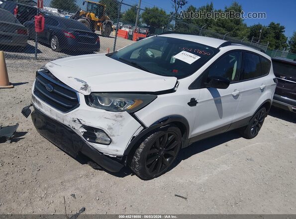 1FMCU9GD9HUB89195 2017 FORD ESCAPE White Передня ліва чверть