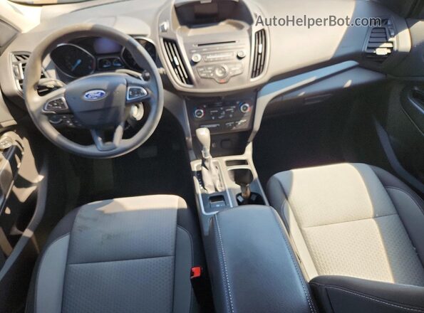 1FMCU9GD9HUD95598 2017 FORD ESCAPE Silver Вид панелі приладів