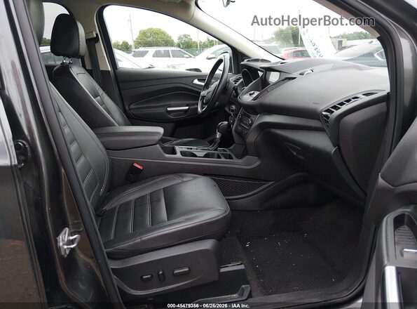 1FMCU9GD9HUE17759 2017 FORD ESCAPE Gray Front interior view