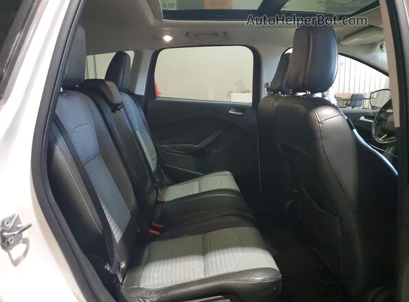 1FMCU9GD9JUA68852 2018 FORD ESCAPE White Rear interior view
