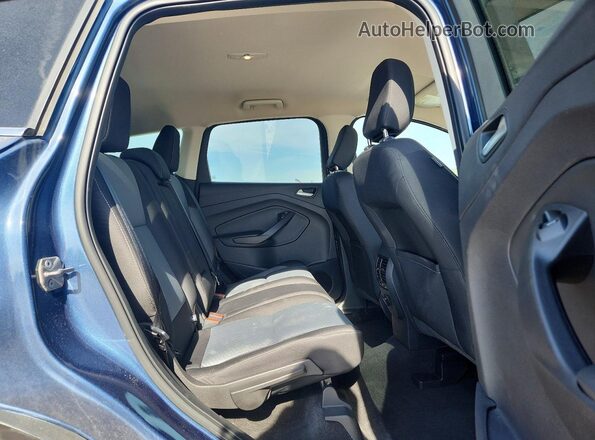 1FMCU9GD9JUA95727 2018 FORD ESCAPE Blue Вид задньої частини салону