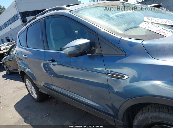 1FMCU9GD9JUC16336 2018 FORD ESCAPE Фиолетовый Вид задней части салона