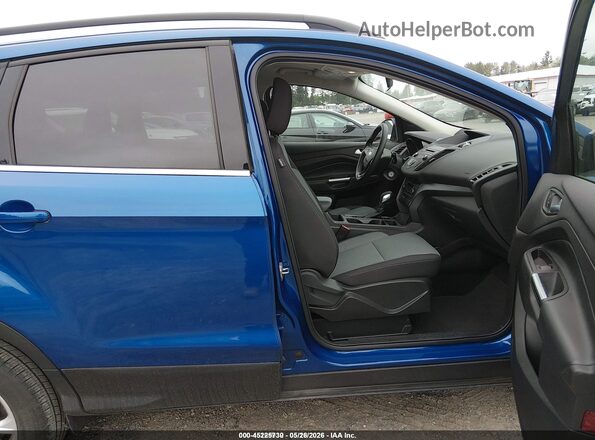 1FMCU9GD9JUD08854 2018 FORD ESCAPE Blue წინა სალონის ხედი