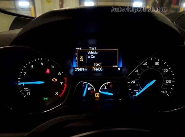 1FMCU9GD9KUB22510 2019 FORD ESCAPE Синий Вид щитка приборов