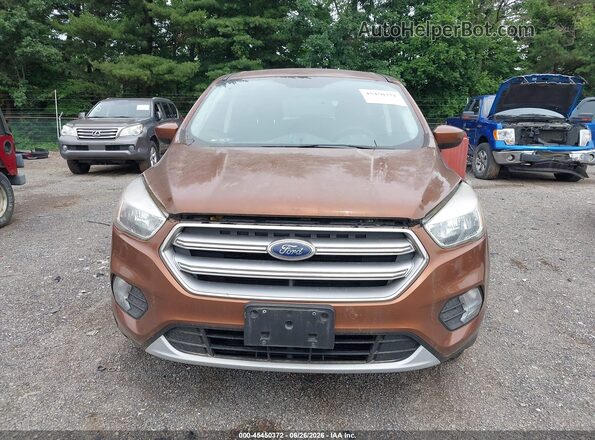 1FMCU9GDXHUB39230 2017 FORD ESCAPE Brown Սարքավորումների վահանակի տեսք