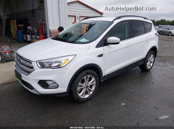 1FMCU9GDXJUD08586 2018 FORD ESCAPE White Vista tres cuartos delantera izquierda