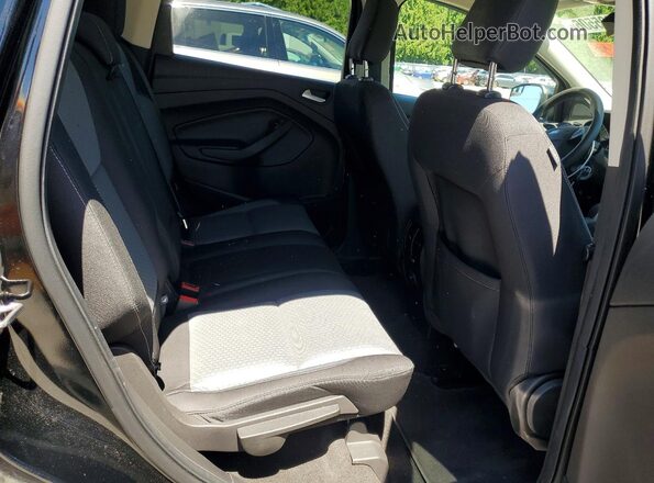 1FMCU9GDXJUD44813 2018 FORD ESCAPE Черный Вид задней части салона