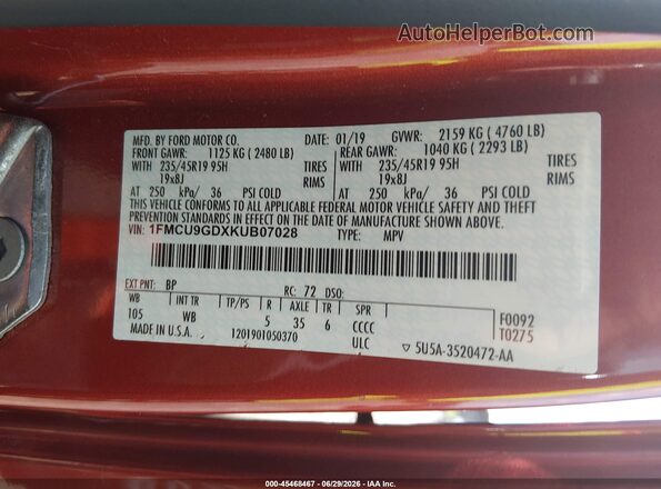 1FMCU9GDXKUB07028 2019 FORD ESCAPE Orange Engine compartment view