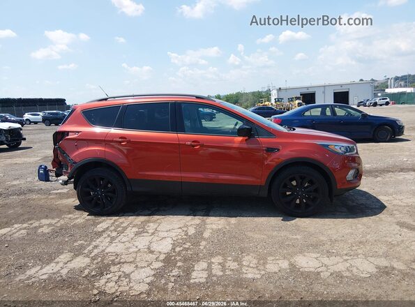 1FMCU9GDXKUB07028 2019 FORD ESCAPE Orange 360 interior view