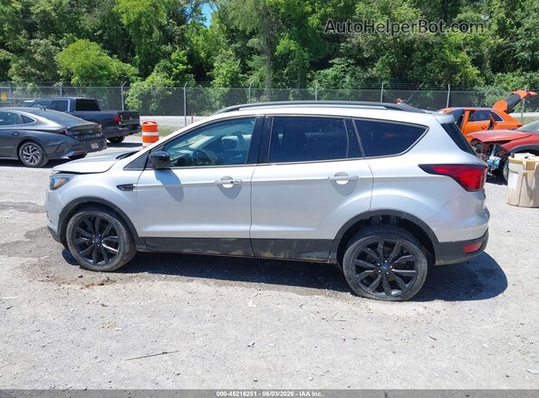 1FMCU9GDXKUC06450 2019 FORD ESCAPE Silver Widok wnętrza 360 stopni
