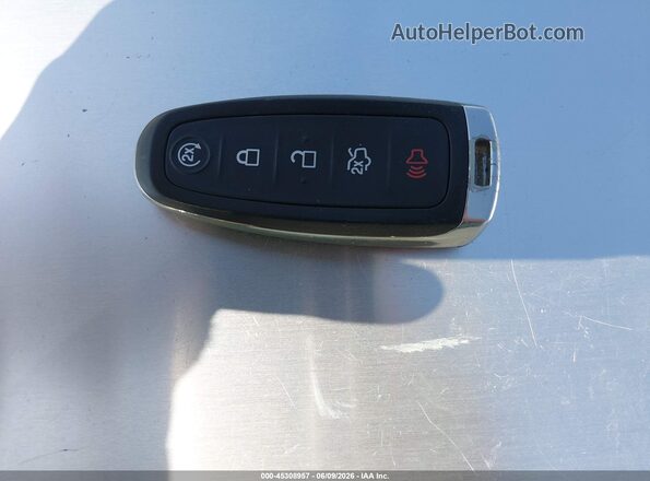 1FMCU9GDXKUC26486 2019 FORD ESCAPE White Vista del salpicadero