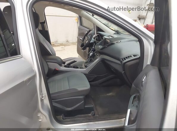 1FMCU9GX2GUC03544 2016 FORD ESCAPE Silver Вид салону спереду
