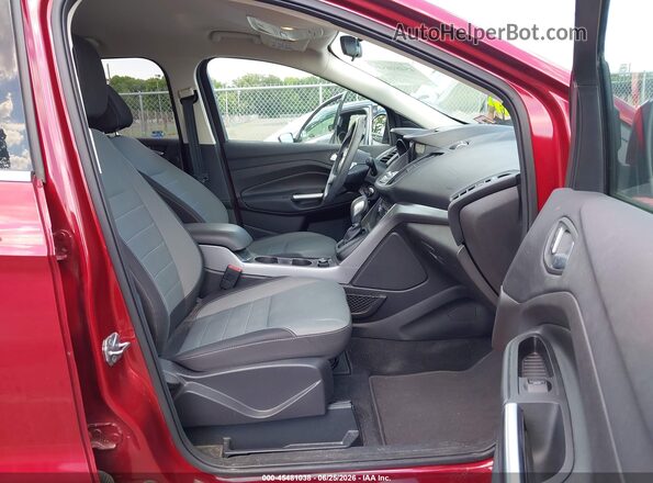 1FMCU9GX4GUB03087 2016 FORD ESCAPE Красный Вид салона спереди