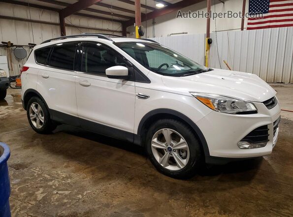 1FMCU9GX9GUB87620 2016 FORD ESCAPE White Front right