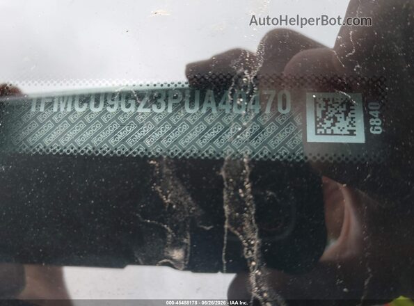 1FMCU9GZ3PUA40470 2023 FORD ESCAPE Gray Widok komory silnika