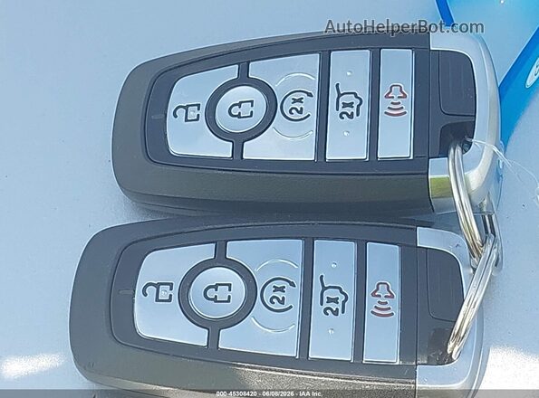 1FMCU9H62MUB07415 2021 FORD ESCAPE Silver წინა პანელის ხედი
