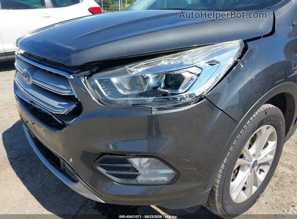 1FMCU9HD0JUA87627 2018 FORD ESCAPE Gray Widok z przodu