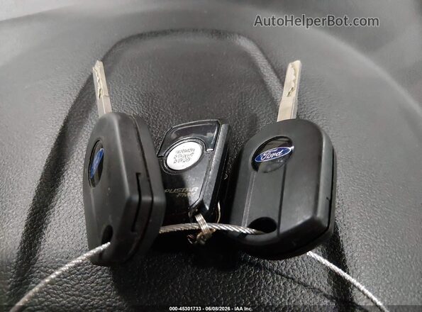 1FMCU9HD0JUA91340 2018 FORD ESCAPE Red Dashboard view