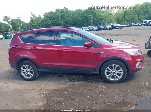 1FMCU9HD0JUC43584 2018 FORD ESCAPE Красный Вид задней части салона