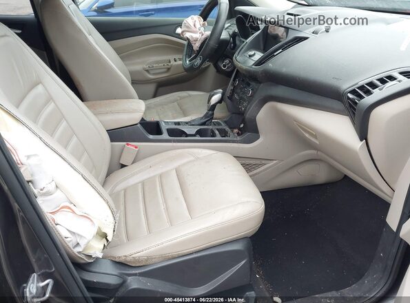 1FMCU9HD0JUD31373 2018 FORD ESCAPE Gray წინა სალონის ხედი