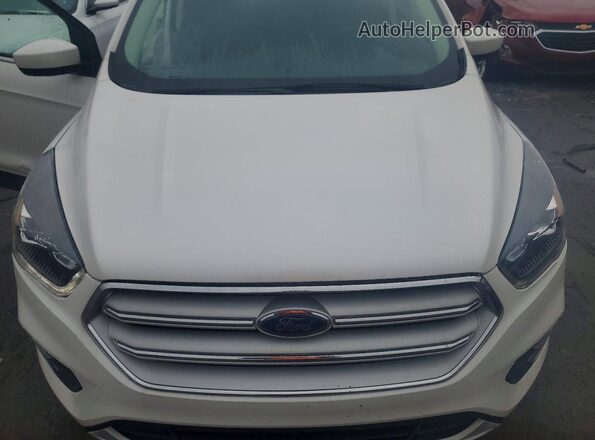 1FMCU9HD1KUB98138 2019 FORD ESCAPE Белый Вид подкапотного пространства