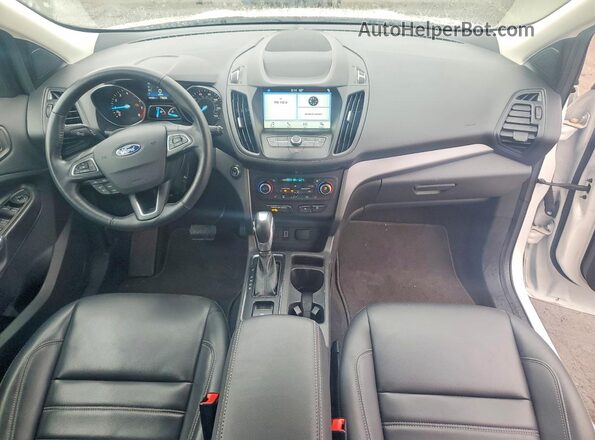 1FMCU9HD1KUB98138 2019 FORD ESCAPE Белый Вид панели приборов