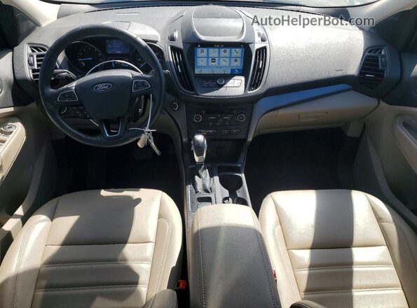 1FMCU9HD2KUC42583 2019 FORD ESCAPE Белый Вид панели приборов