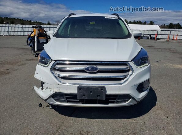 1FMCU9HD2KUC42583 2019 FORD ESCAPE Белый Вид спереди
