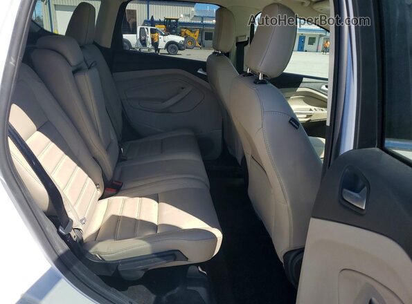 1FMCU9HD2KUC42583 2019 FORD ESCAPE Белый Вид задних сидений