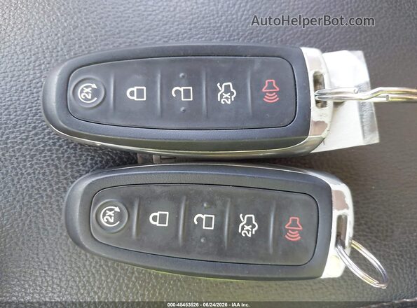 1FMCU9HD3KUB42850 2019 FORD ESCAPE Silver Вид панелі приладів
