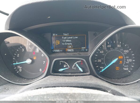 1FMCU9HD5JUB30861 2018 FORD ESCAPE Gray Widok tylnych siedzeń