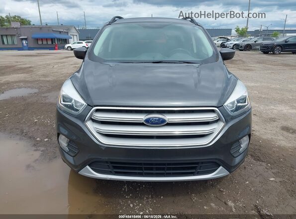 1FMCU9HD5JUB30861 2018 FORD ESCAPE Gray Widok zestawu wskaźników