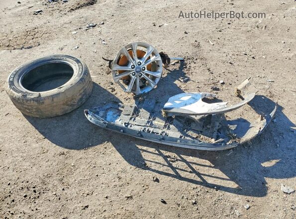 1FMCU9HD6JUB87876 2018 FORD ESCAPE White Widok naklejki z numerem VIN