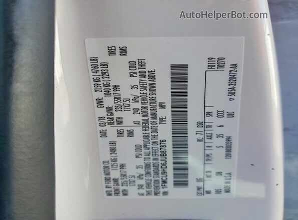 1FMCU9HD6JUB87876 2018 FORD ESCAPE White Widok wnętrza 360 stopni