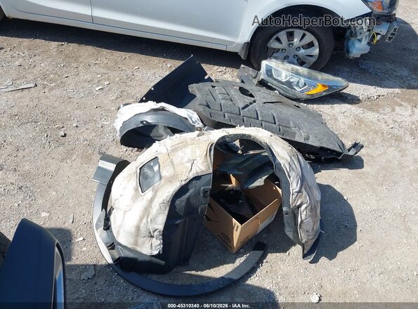 1FMCU9HD7JUB21742 2018 FORD ESCAPE Black Սարքավորումների վահանակի տեսք