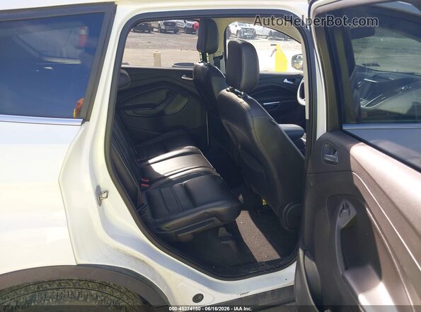 1FMCU9HD7JUD12464 2018 FORD ESCAPE White VIN կոդի պիտակի տեսք
