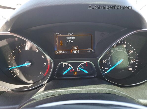 1FMCU9HD8KUC47173 2019 FORD ESCAPE Белый 