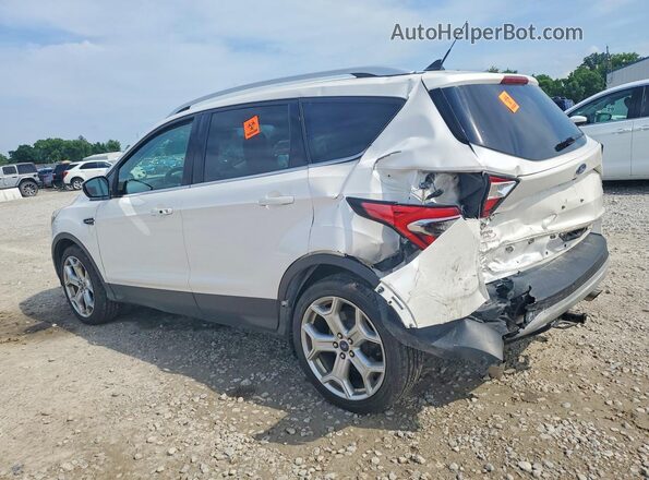 1FMCU9J90JUD57669 2018 FORD ESCAPE Белый Задняя левая четверть