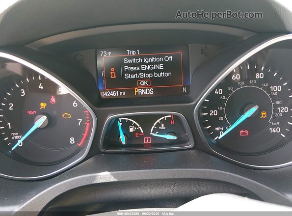 1FMCU9J91HUE95229 2017 FORD ESCAPE Burgundy უკანა სავარძლების ხედი