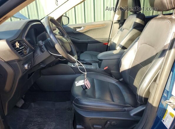 1FMCU9J91LUA48618 2020 FORD ESCAPE Синий Вид салона спереди