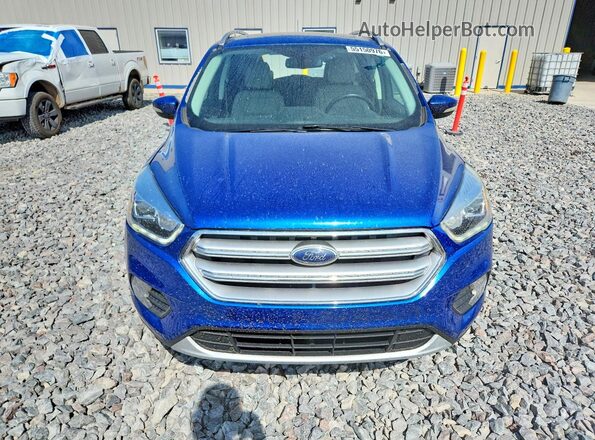1FMCU9J93HUD74587 2017 FORD ESCAPE Blue Front view