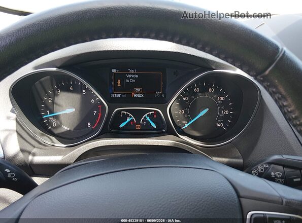 1FMCU9J94JUD58601 2018 FORD ESCAPE Red Widok tylnych siedzeń