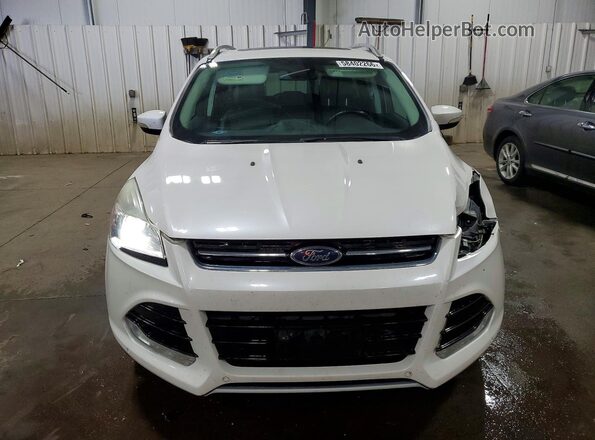 1FMCU9J95GUC24902 2016 FORD ESCAPE Белый Вид спереди