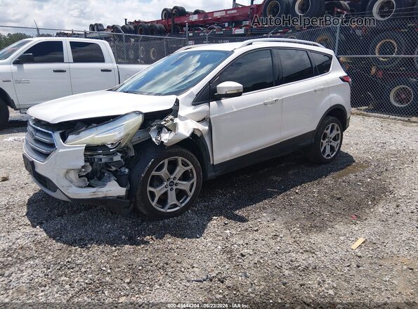 1FMCU9J95HUD07845 2017 FORD ESCAPE White Առջևի ձախ երեք քառորդ տեսարան