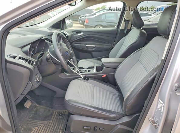 1FMCU9J95KUB89223 2019 FORD ESCAPE Silver Vista interior delantera