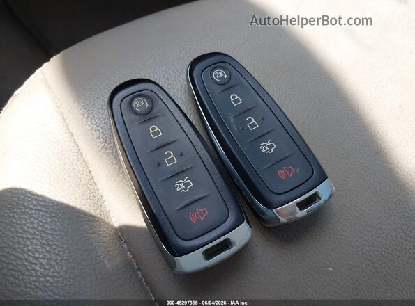 1FMCU9J96GUC57682 2016 FORD ESCAPE Белый Вид панели приборов