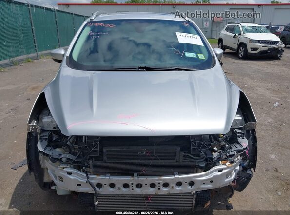 1FMCU9J98HUB06568 2017 FORD ESCAPE White Widok zestawu wskaźników