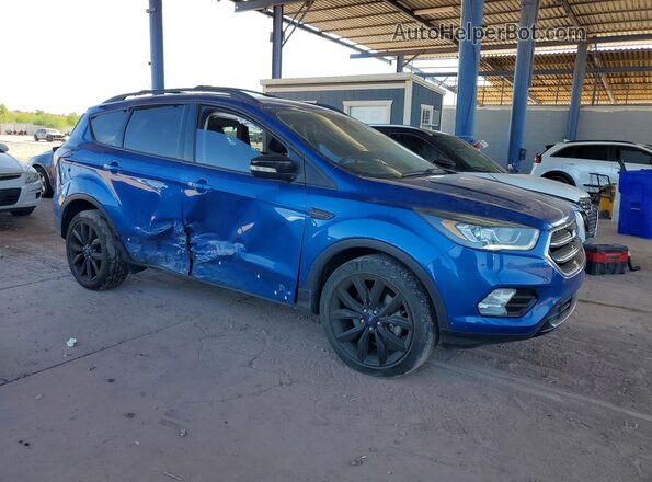 1FMCU9J99HUA64475 2017 FORD ESCAPE Blue Front right
