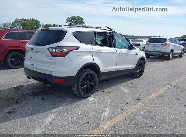 1FMCU9J99HUB69355 2017 FORD ESCAPE Белый Задняя правая четверть