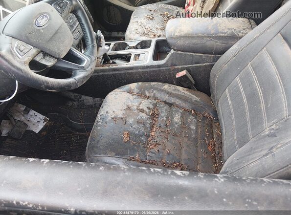 1FMCU9J99JUB39858 2018 FORD ESCAPE Черный Вид спереди